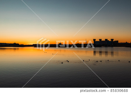 "Saitama Prefecture" Kawaguchi City, Arakawa before sunrise "Saitama Prefecture" Kawaguchi City, Arakawa before sunrise 85830688