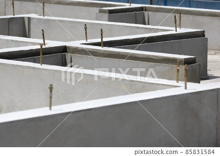 新房子的基本建設的形象 85831584