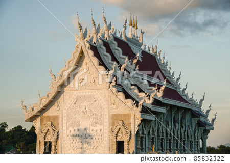 The beautiful Viharn (Assembly Hall) of Wat Huay Pla Kang temple an iconic landmark in Chiang Rai province of Thailand. 85832322