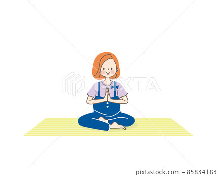 一名年輕女子做孕婦瑜伽的插圖素材 85834183