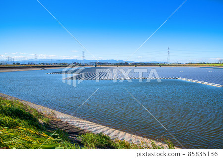 超級太陽能電池板發電 太陽能發電系統 Umenoki Koro Reservoir Kawajima Town 85835136