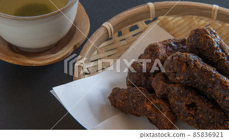 Karintō和綠茶 85836921