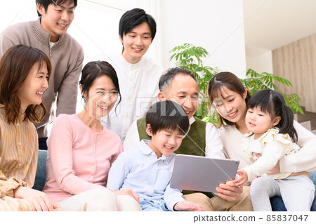 family, person, three generation family 85837047