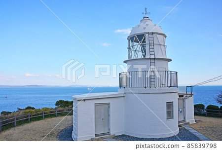 White stone Hesaki Lighthouse at the northeastern end of the Kiku Peninsula in Kitakyushu White stone Hesaki Lighthouse at the northeastern end of the Kiku Peninsula in Kitakyushu 85839798