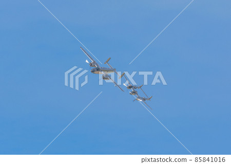 B-25J Mitchell and P-38L Lightning formation flight 85841016