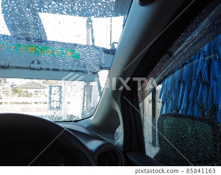 Drying inside the car while washing Drying inside the car while washing 85841163