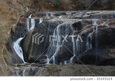 Fukuroda Falls 85845024