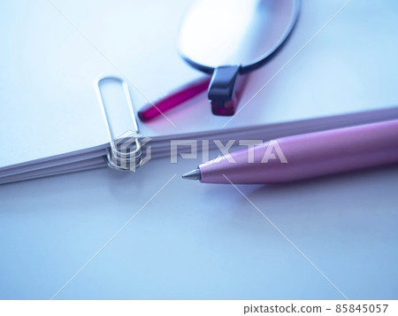 Business image · document · glasses · women 85845057