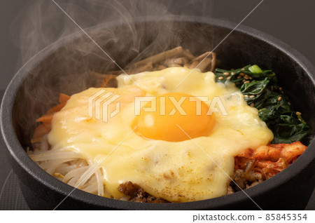 Stone-grilled cheese bibimbap Stone-grilled cheese bibimbap 85845354