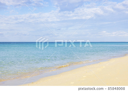 View of Okinawa, Miyakojima, Yonaha Maehama beach 85848008