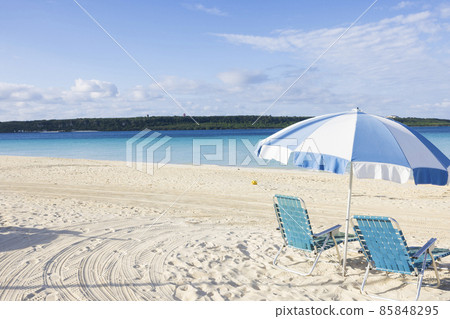 Scenery of Okinawa, Miyakojima, Yonaha Maehama beach 85848295