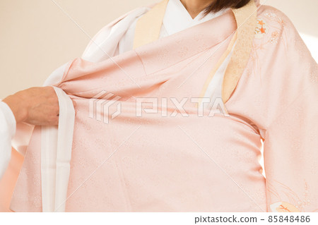 Kimono dressing class Kimono dressing class 85848486