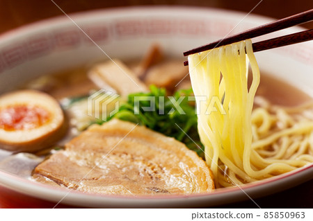 Ramen Chinese noodles, pure oil ramen, soy sauce ramen, soy sauce ramen, Chinese ramen Ramen Chinese noodles, pure oil ramen, soy sauce ramen, soy sauce ramen, Chinese ramen 85850963