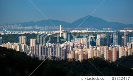 Seoul South Korea cityscape view from Inwangsan mountain 85852457