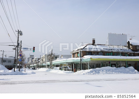Hokkaido Nayoro Arcade shopping street in front of Nayoro station Hokkaido Nayoro Arcade shopping street in front of Nayoro station 85852564