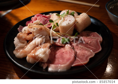 使用非常美味的日本炭火的七林烤肉 85857014