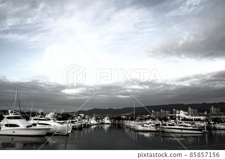 Yacht harbor morning. The mountains of Rokko in the distance. Taken at Ashiya beach Yacht harbor morning. The mountains of Rokko in the distance. Taken at Ashiya beach 85857156