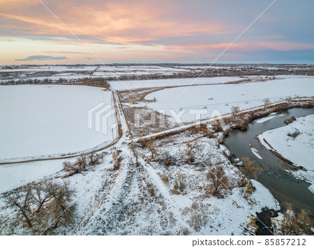 South Platte River on Colorado plains South Platte River on Colorado plains 85857212