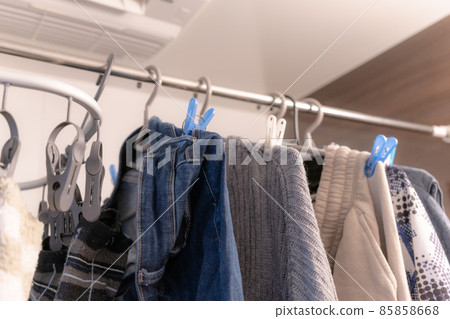 [Housework] Bathroom drying / laundry [rainy season] 85858668