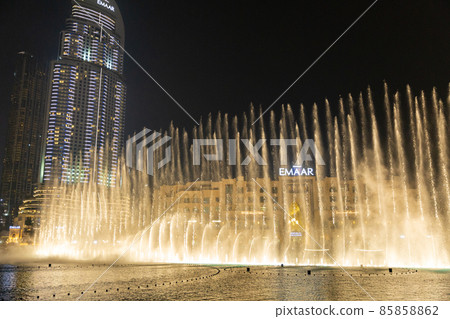 [UAE] Dubai Fountain Night Fountain Show 85858862