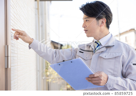 改造 一個檢查外牆的人 改造 一個檢查外牆的人 85859725