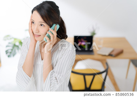 女性家庭工作電話 女性家庭工作電話 85860536