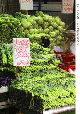 Chinese orchids sold in the Hong Kong market. The most popular and favorite Hong Kong vegetable 85861931