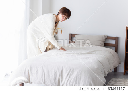 做床的女人 85863117