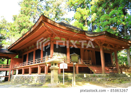 Hieizan Enryakuji Temple, Hokkado, a regular hall of autumn leaves Hieizan Enryakuji Temple, Hokkado, a regular hall of autumn leaves 85863267