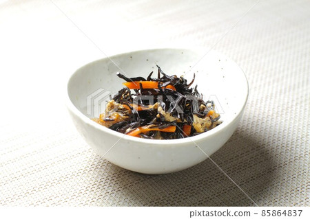 Boiled hijiki seaweed, regular vegetables Boiled hijiki seaweed, regular vegetables 85864837