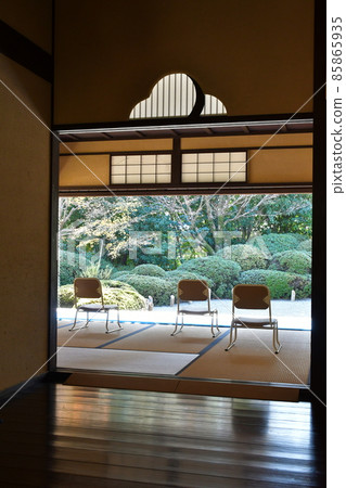 Autumn leaves in full bloom, Jozanen in autumn, Shisenkaku 85865935