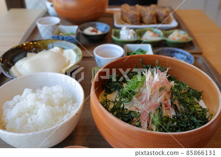 Cold tofu juice 85866131