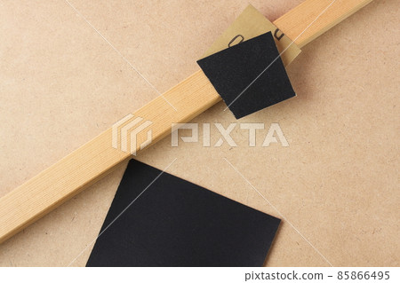 Wood and sandpaper Wood and sandpaper 85866495