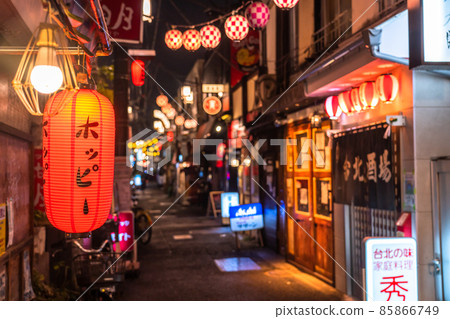 《東京》中野站前的懷舊酒吧 85866749