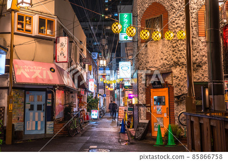 《Tokyo》 Nostalgic bar in front of Nakano station 《Tokyo》 Nostalgic bar in front of Nakano station 85866758