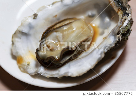 煮生蠔（配檸檬醬油） 85867775