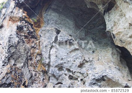 Details and forms of rocks on Railay peninsula, Thailand 85872529