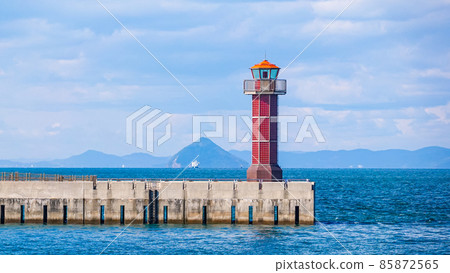 Takamatsu Harbor Tamamo Pier Lighthouse (Takamatsu City, Kagawa Prefecture) Takamatsu Harbor Tamamo Pier Lighthouse (Takamatsu City, Kagawa Prefecture) 85872565