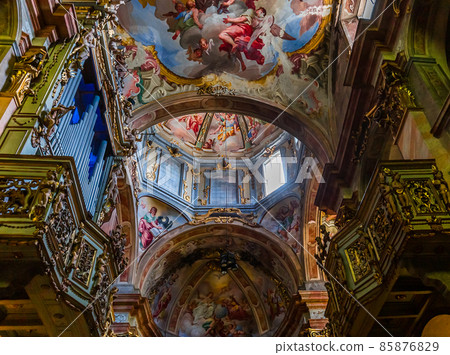 Basilica di Orta, Orta san Giulio, italy 85876829