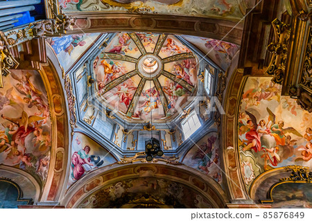 Basilica di Orta, Orta san Giulio, italy Basilica di Orta, Orta san Giulio, italy 85876849