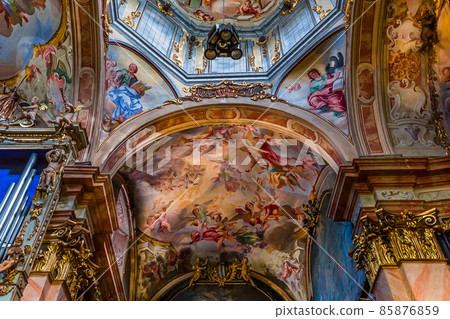 Basilica di Orta, Orta san Giulio, italy Basilica di Orta, Orta san Giulio, italy 85876859