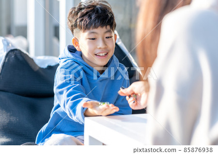 Children's Lifestyle Elementary School Students 85876938