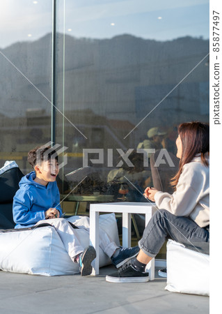 Children's Lifestyle Elementary School Students 85877497