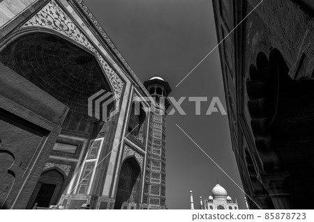 Taj Mahal mausoleum complex in Agra, Uttar Pradesh, India 85878723
