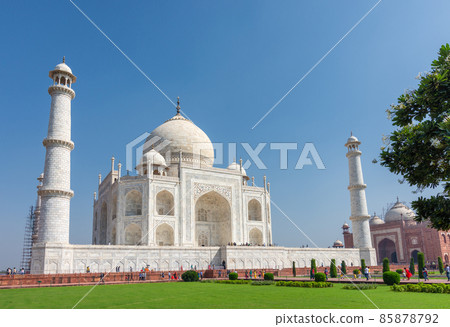 Taj Mahal mausoleum in Agra, Uttar Pradesh, India 85878792
