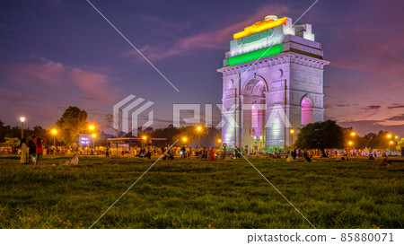 Evening view of the illuminated India Gate war memorial in New Delhi, India 85880071