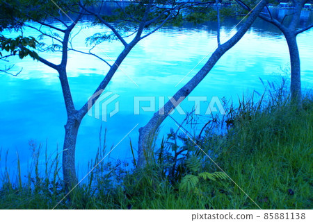 Color flow, river, transparent, transparent (registered in January 2022) Color flow, river, transparent, transparent (registered in January 2022) 85881138