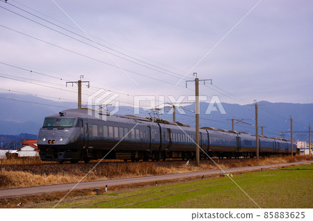 黑海鷗長崎本線:牛津肥前山口 黑海鷗長崎本線:牛津肥前山口 85883625