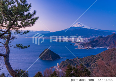 （靜岡縣）沼津海岸線和富士山 85884800