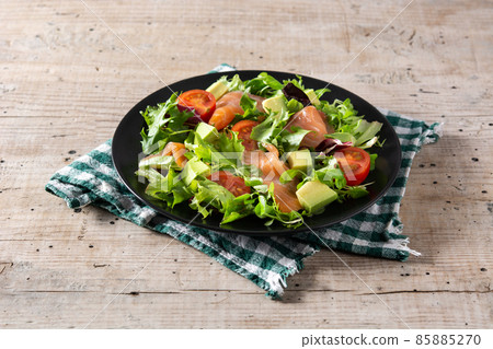 Salmon and avocado salad Salmon and avocado salad 85885270